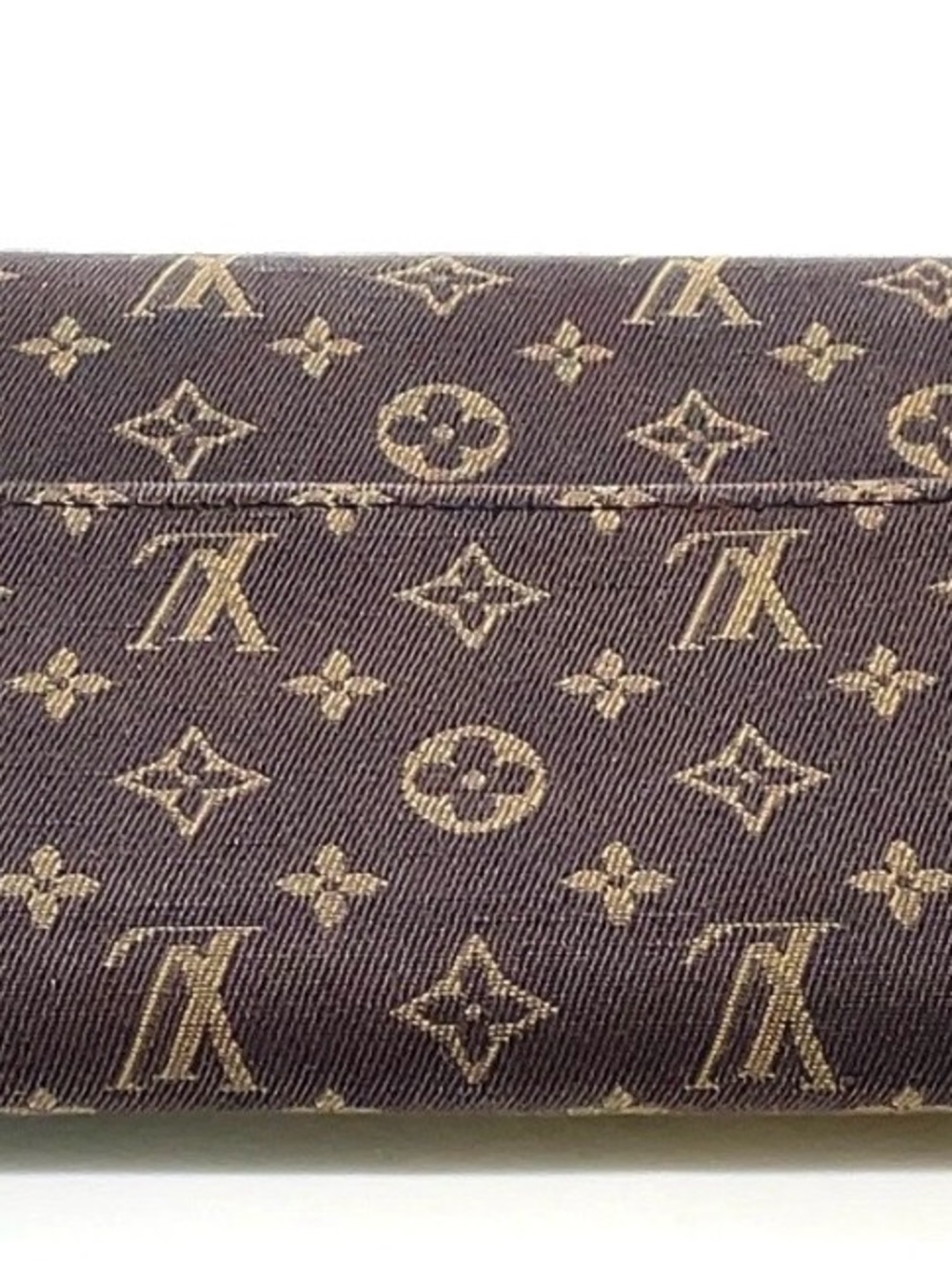 Auth Louis Vuitton Monogram Mini
Lin Portefeuille Sarah - Picture 4 of 15